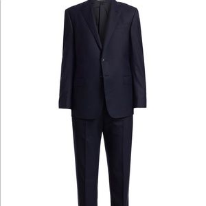 ARMANI gorgeous, classic suit size 46/36